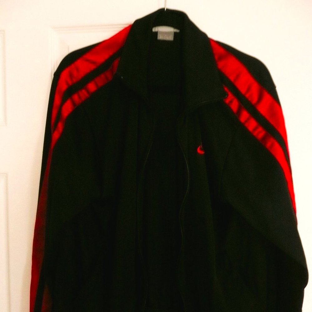vintage nike tennis, activewear jacket size L